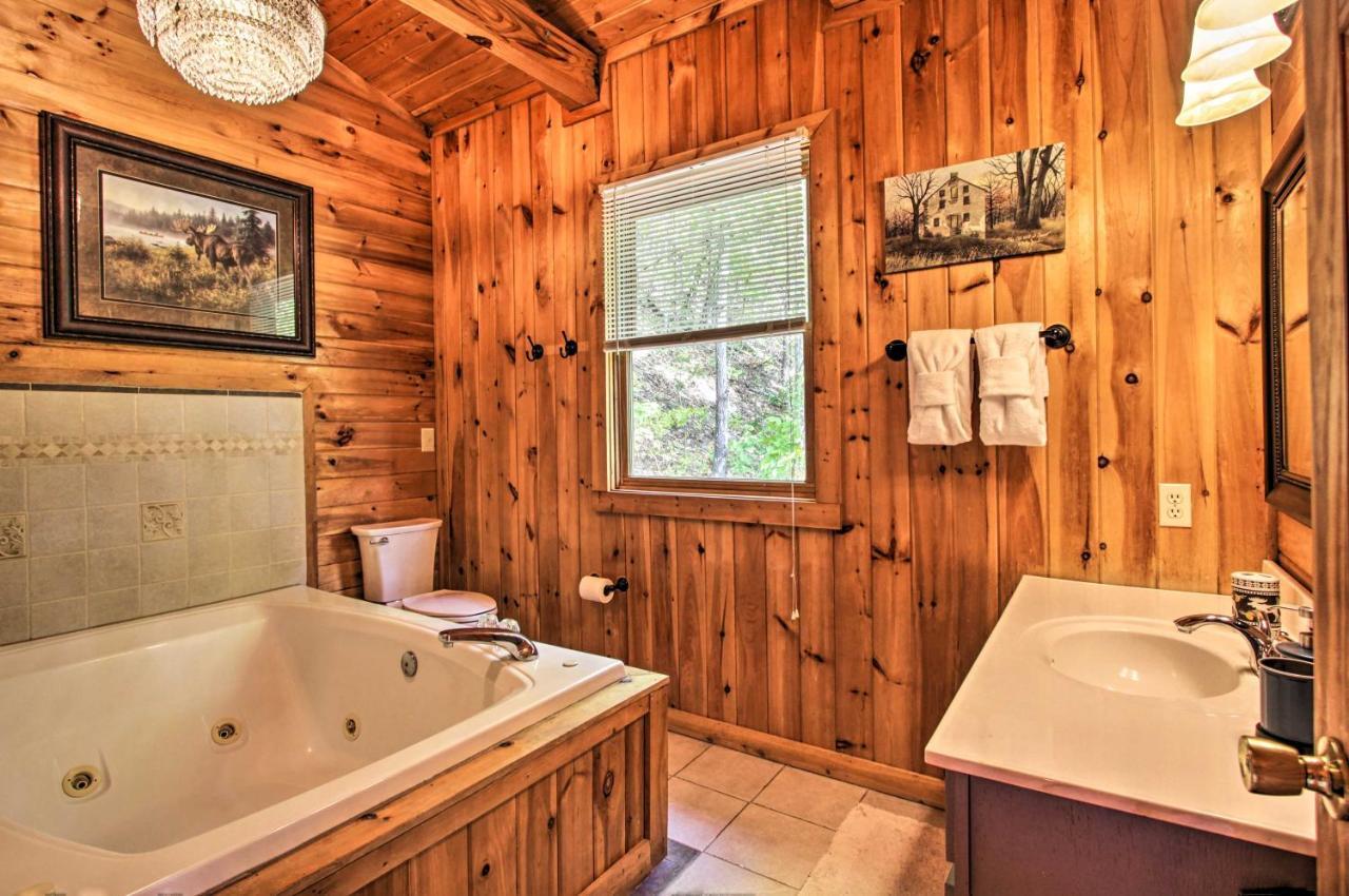 Pigeon Forge Scenic Solitude With Private Hot Tub! Exterior photo